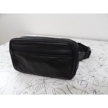 Шкіряна сумка на пояс/груди MNL