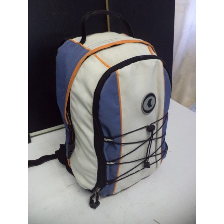 Якісний рюкзак для подорожей/роботи