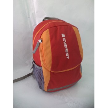 Дитячий трекінговий рюкзак від Everest