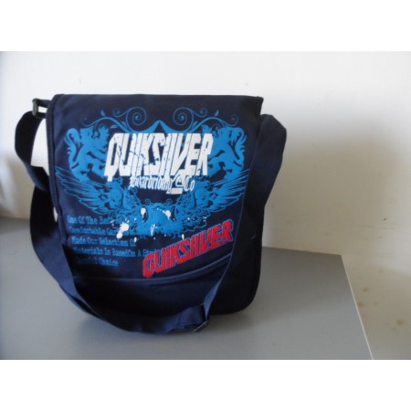 Молодіжна сумка від культового американського виробника Quiksilver
