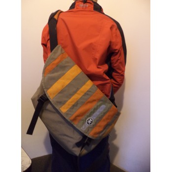 Сумка мессенджер на плече від легендарних австралійців Crumpler / вело